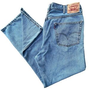 Levi's Men's Size 42x34 in Straight Regular 550 Relaxed Fit Blue Denim Jeans